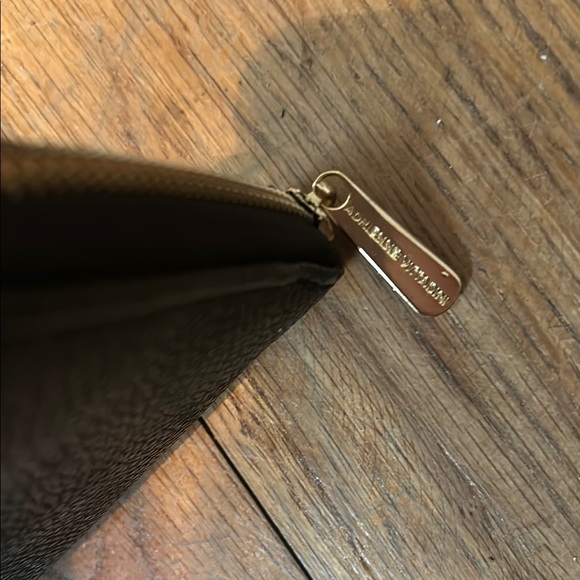 Adrienne Vittadini Black Wallet‎ - Picture 3 of 8